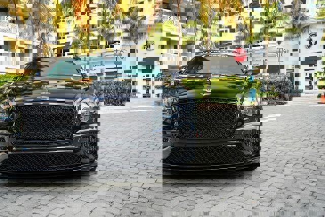 Used 2020 Bentley Continental GT V8 image 8