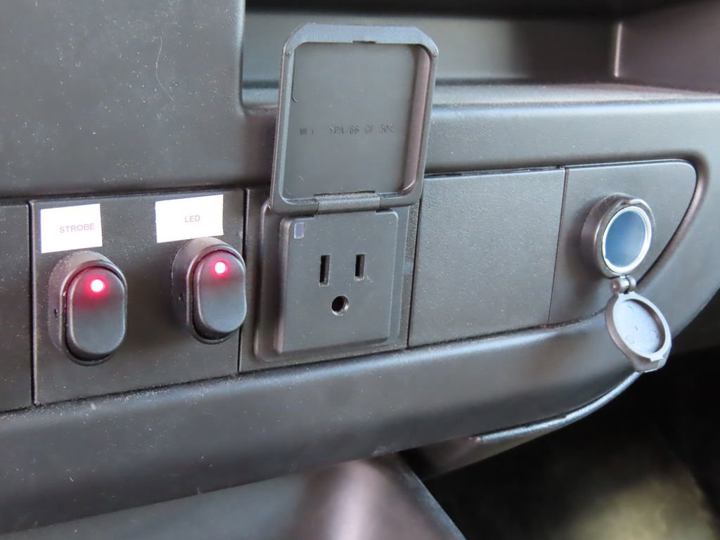 Used 2025 Chevrolet Express 3500 w/ Power Convenience Package RWD image 15