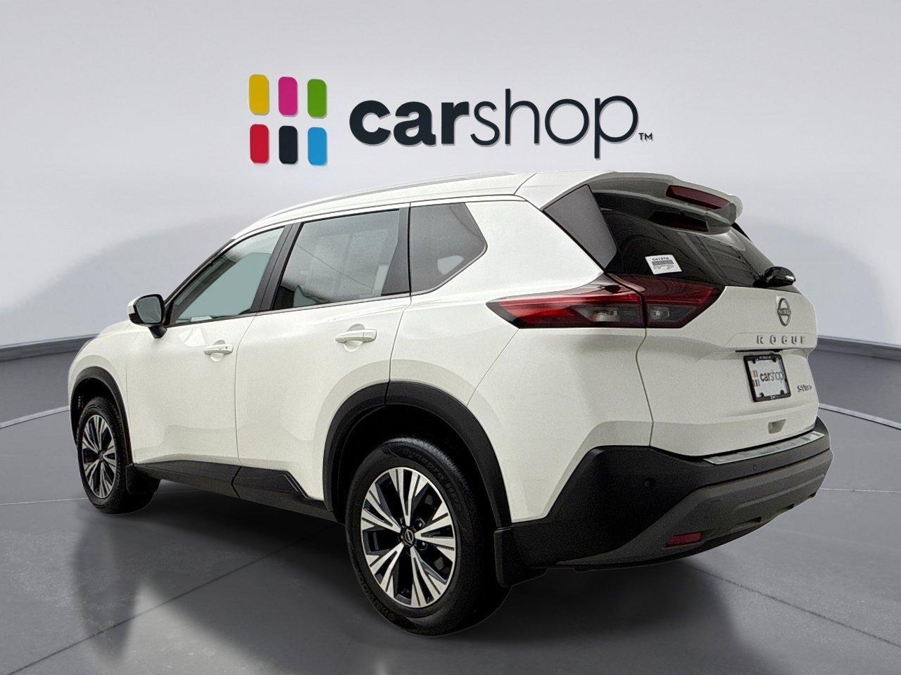 Used 2023 Nissan Rogue SV w/ SV Premium B Package image 3