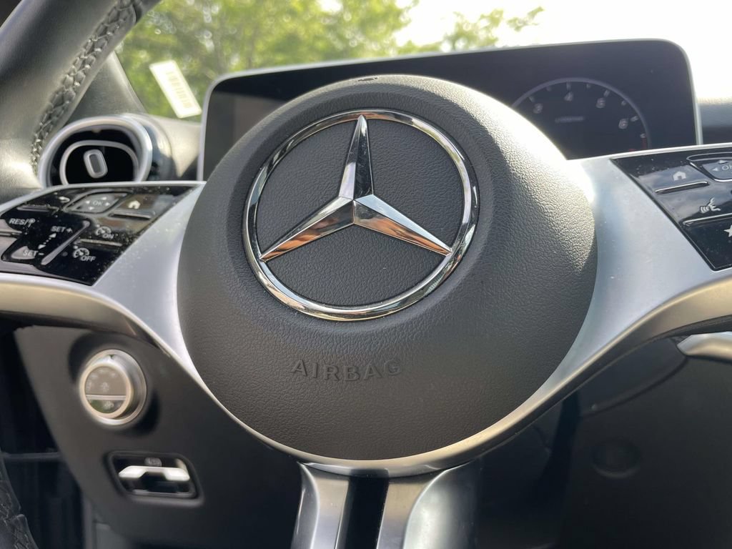 Used 2025 Mercedes-Benz C 300 Sedan w/ Winter Package image 29