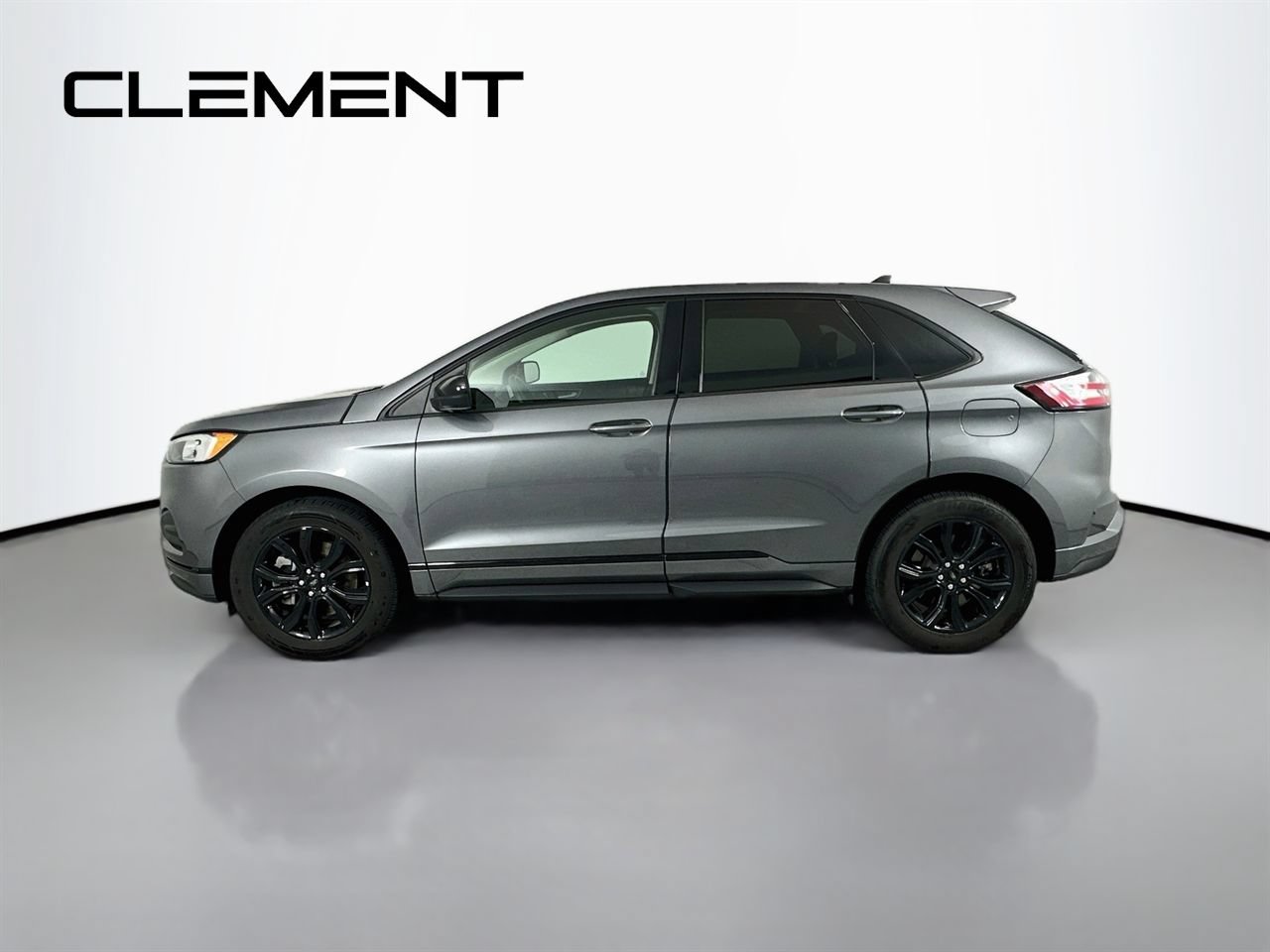 Certified 2024 Ford Edge SE w/ Black Appearance Package AWD/4WD image 6