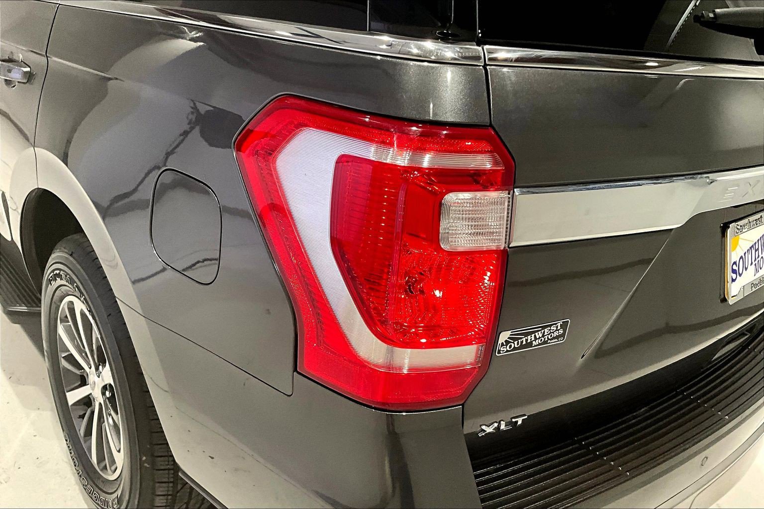 Used 2021 Ford Expedition XLT AWD/4WD image 24