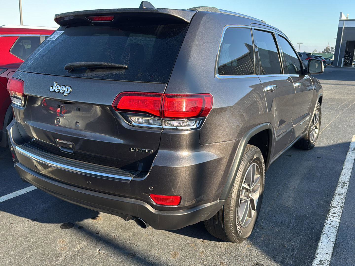 Used 2021 Jeep Grand Cherokee Limited w/ Sun & Sound Group image 6