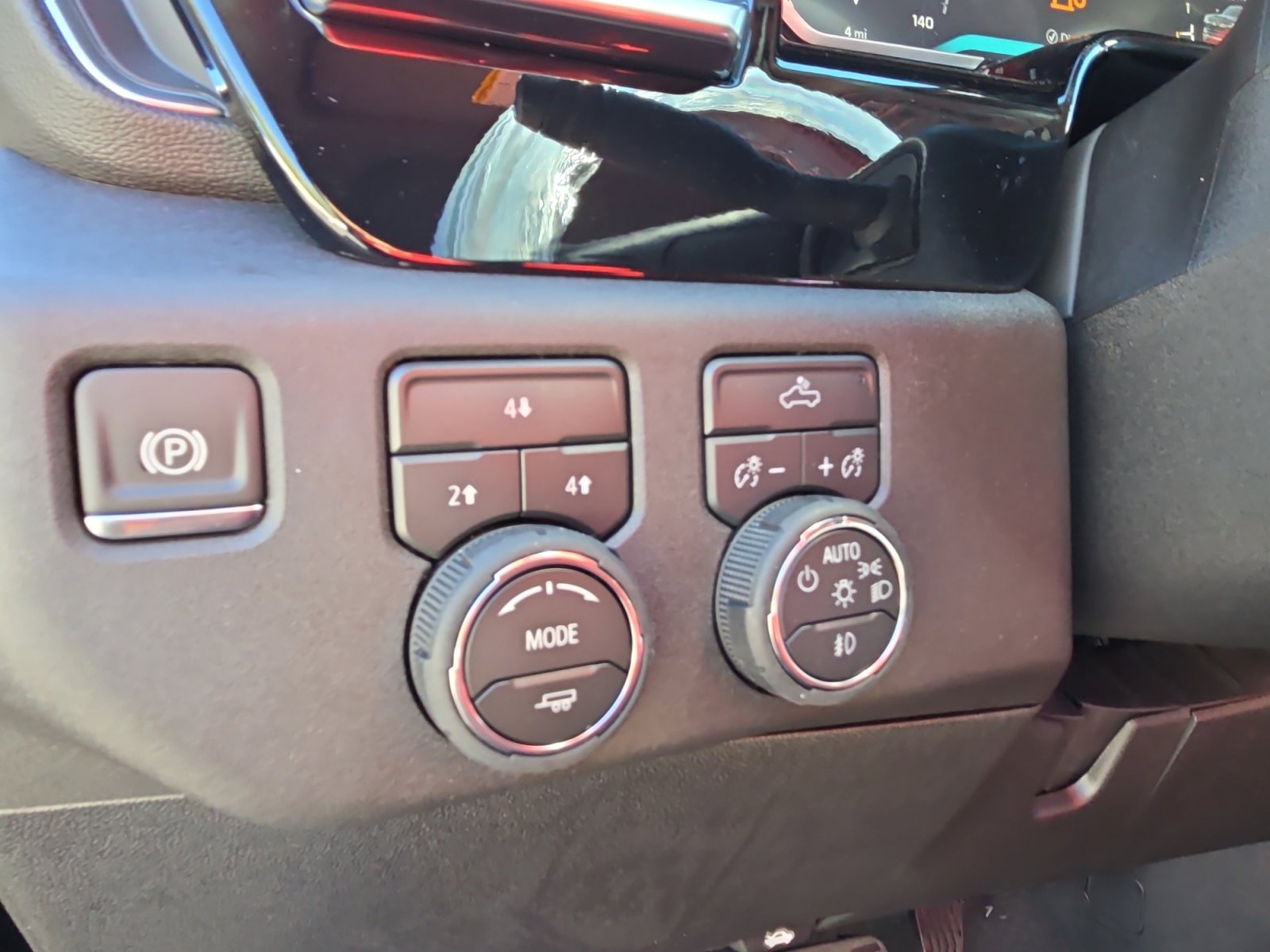 New 2026 Chevrolet Silverado 2500 LT image 24