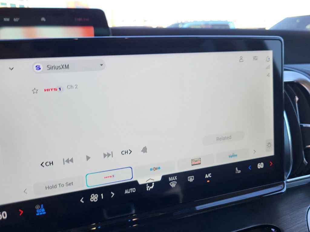 Used 2025 Ford Expedition Platinum w/ Driver's Package image 29