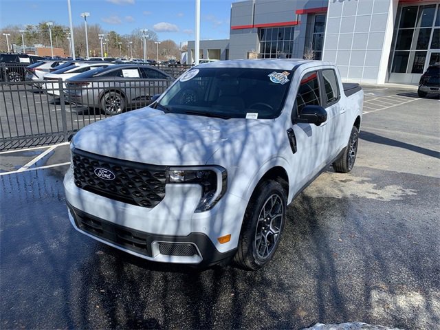 Used 2025 Ford Maverick Lariat w/ 4K Tow Package image 1