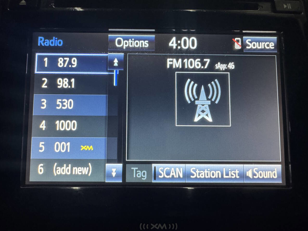 Used 2017 Toyota Camry LE image 23