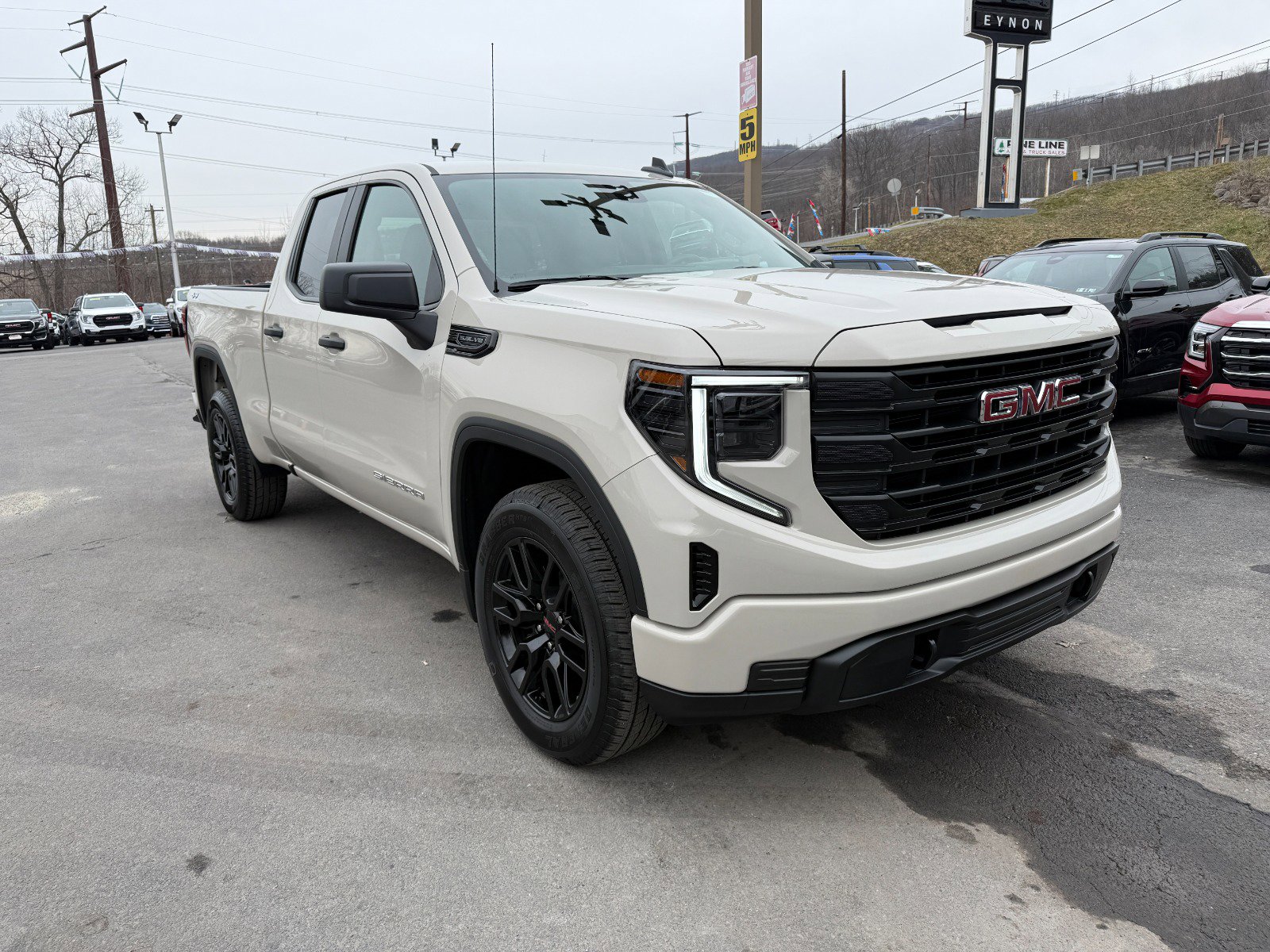 New 2026 GMC Sierra 1500 Pro w/ Graphite Edition image 7
