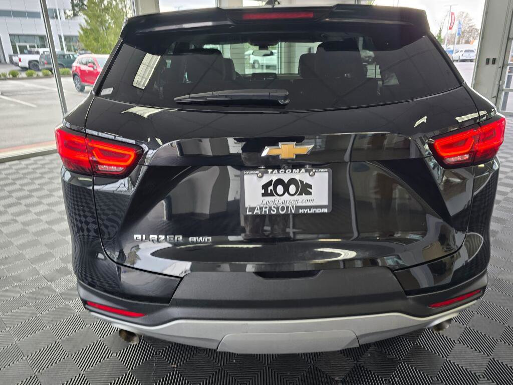 Used 2025 Chevrolet Blazer LT image 5