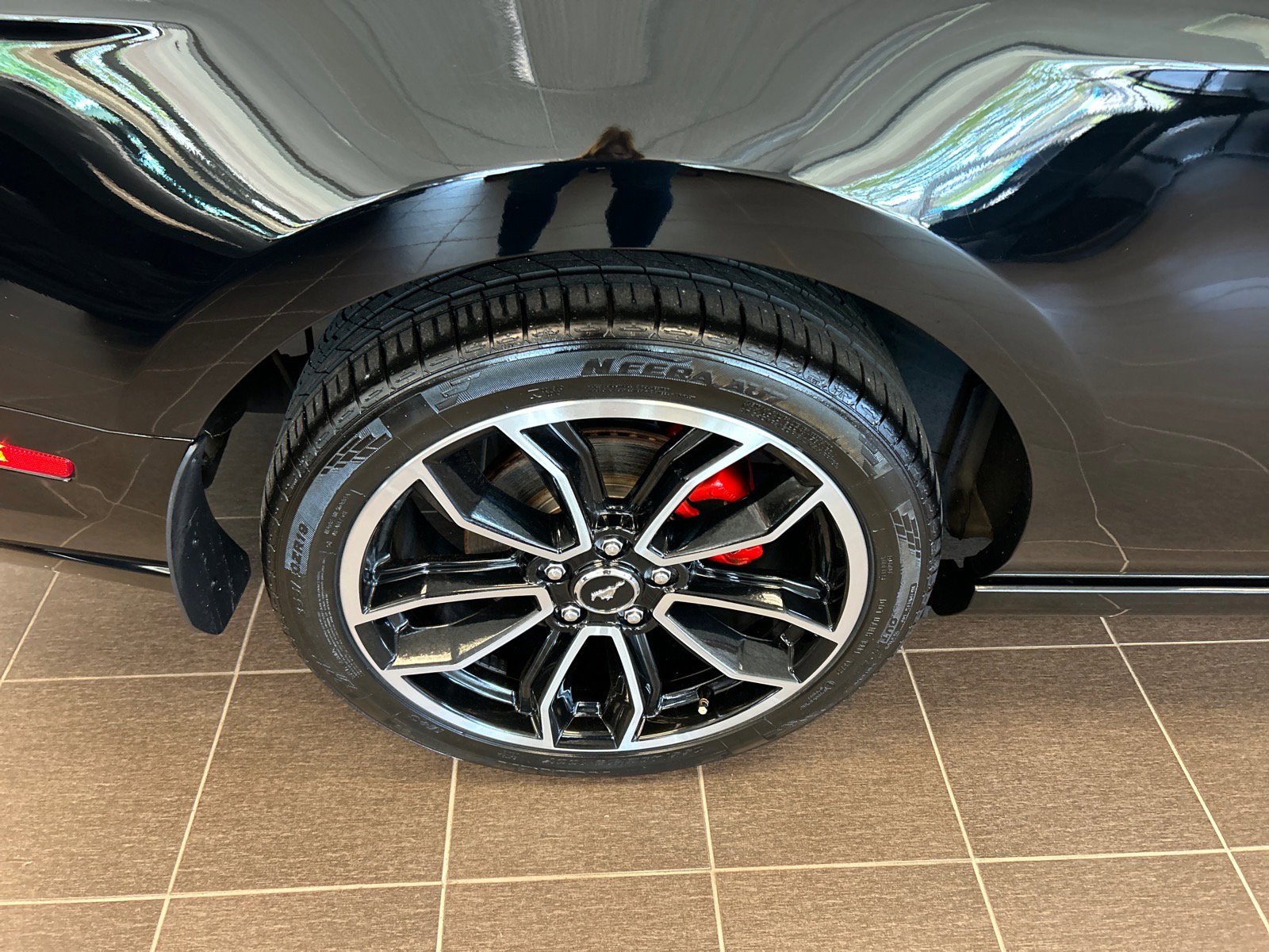 Used 2014 Ford Mustang GT Premium RWD image 23