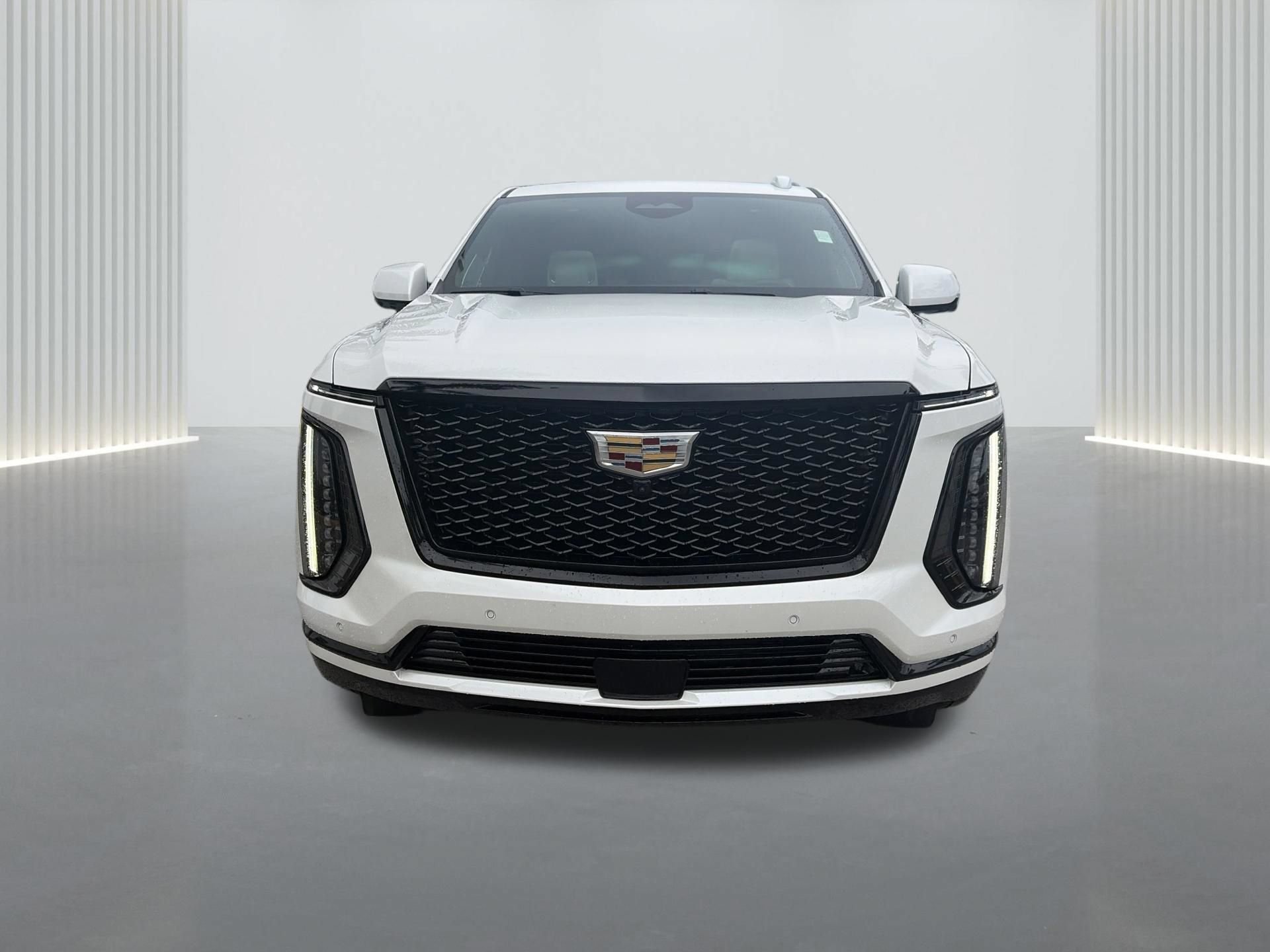Used 2025 Cadillac Escalade ESV Sport Platinum AWD/4WD image 1