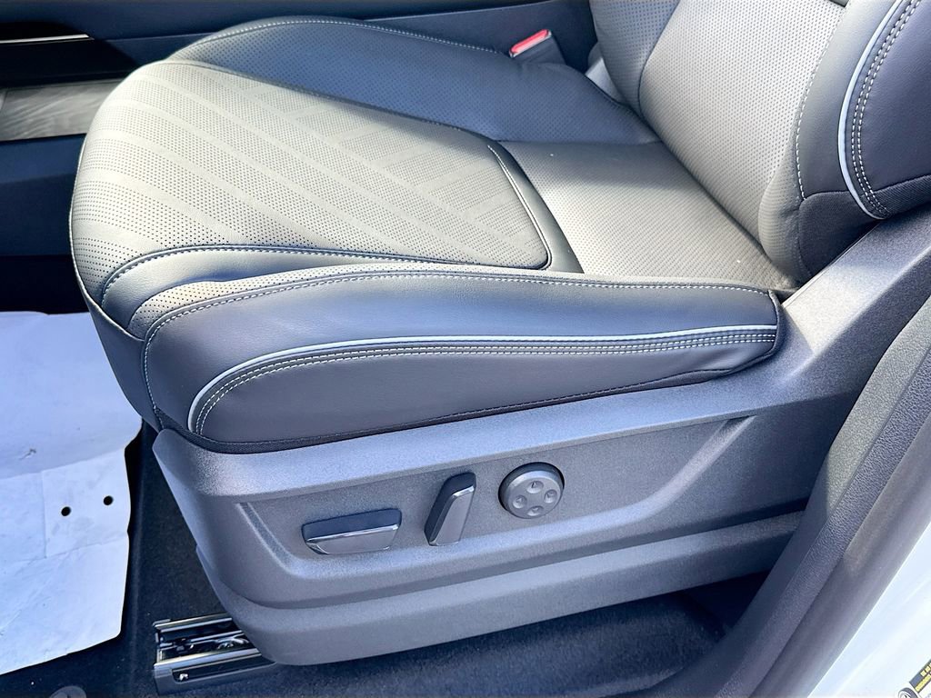 New 2026 INFINITI QX80 Luxe w/ Cargo Package RWD image 20