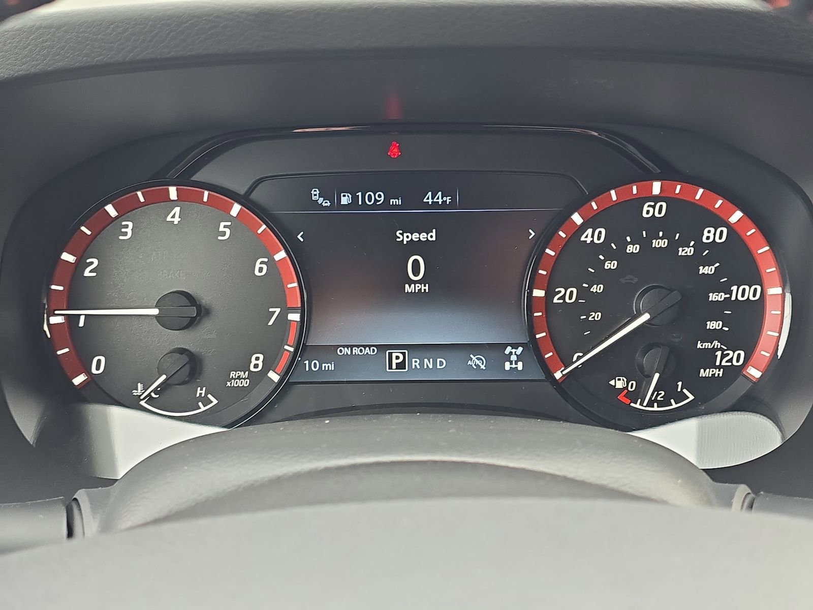 New 2026 Nissan Frontier PRO-4X w/ Pro-4x Convenience Package image 15