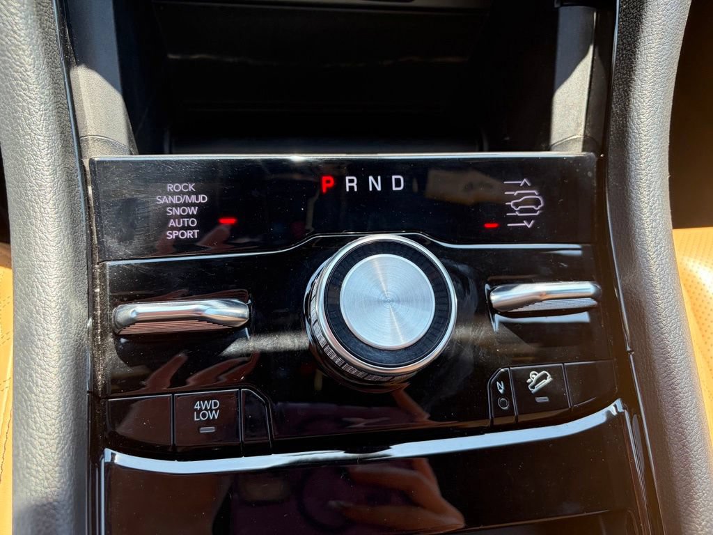 Used 2022 Jeep Grand Cherokee Summit AWD/4WD image 32