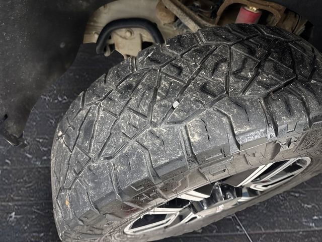 Used 2023 GMC Sierra 2500 AT4 w/ AT4 Preferred Package image 42