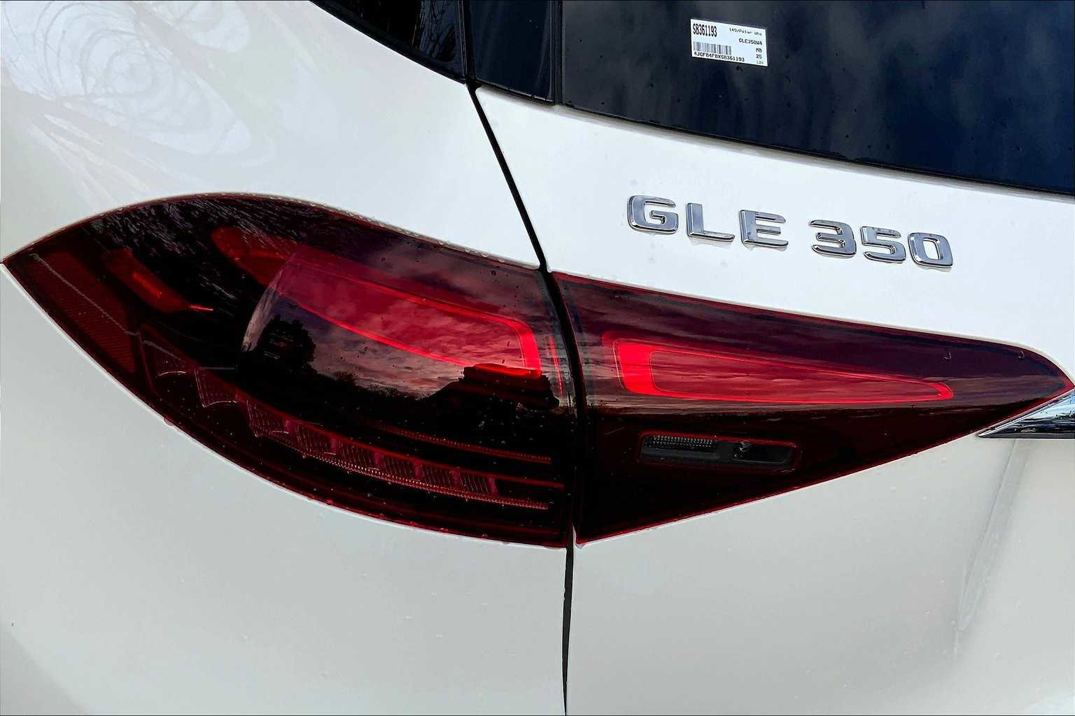 Certified 2025 Mercedes-Benz GLE 350 4MATIC image 18