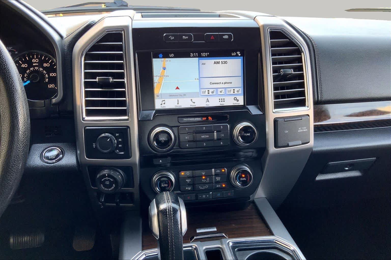 Used 2016 Ford F150 Platinum w/ Equipment Group 701A Luxury AWD/4WD image 7