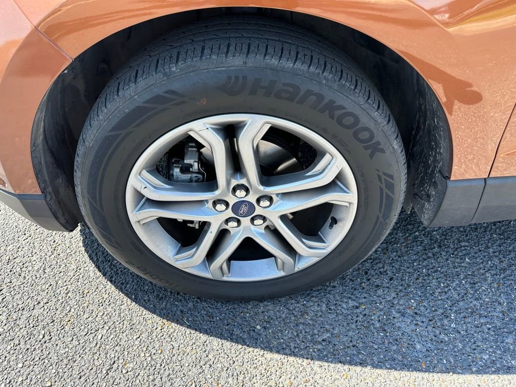 Used 2017 Ford Edge Titanium w/ Equipment Group 302A image 11