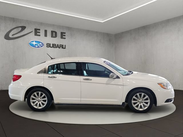 Used 2013 Chrysler 200 Limited FWD image 12