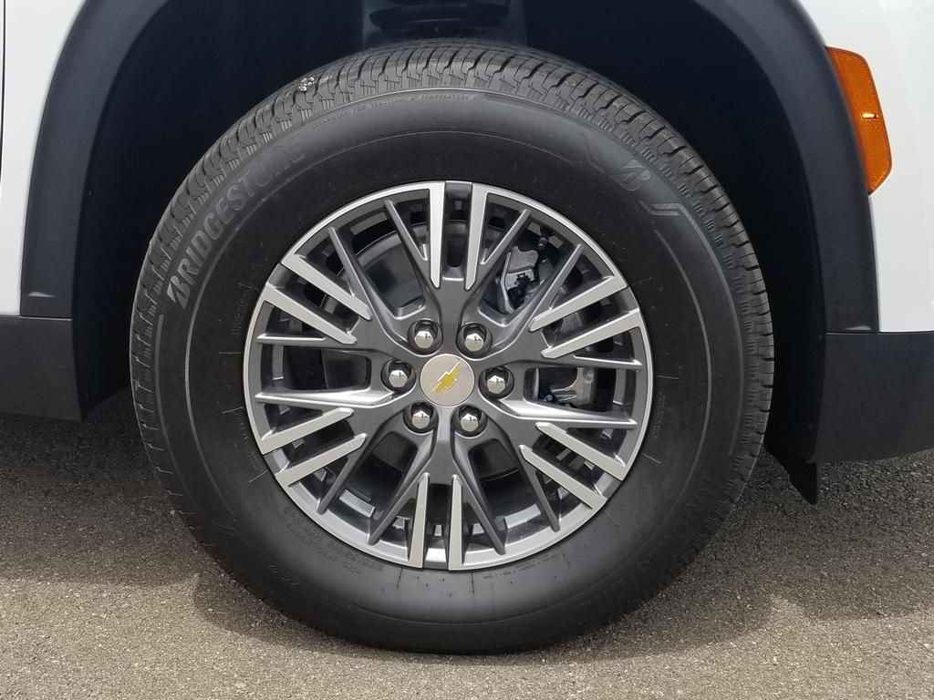 New 2026 Chevrolet Traverse LT FWD image 35