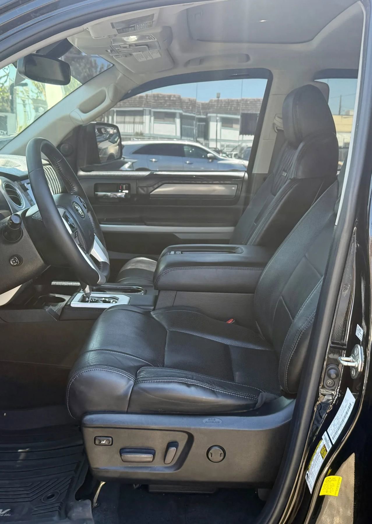 Used 2020 Toyota Tundra Platinum image 13