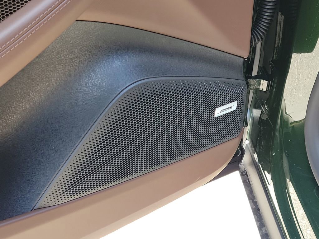 New 2026 Porsche Macan 4 Electric image 27