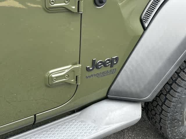 Used 2021 Jeep Wrangler Sport AWD/4WD image 12