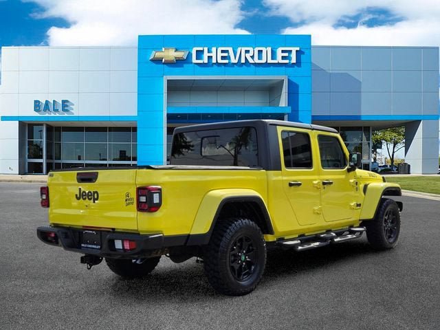 Used 2024 Jeep Gladiator Overland AWD/4WD image 3