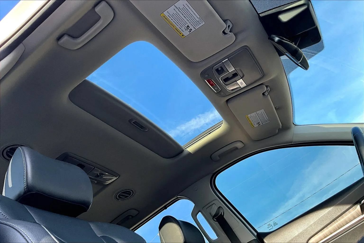 Used 2024 Kia Telluride EX AWD/4WD image 17