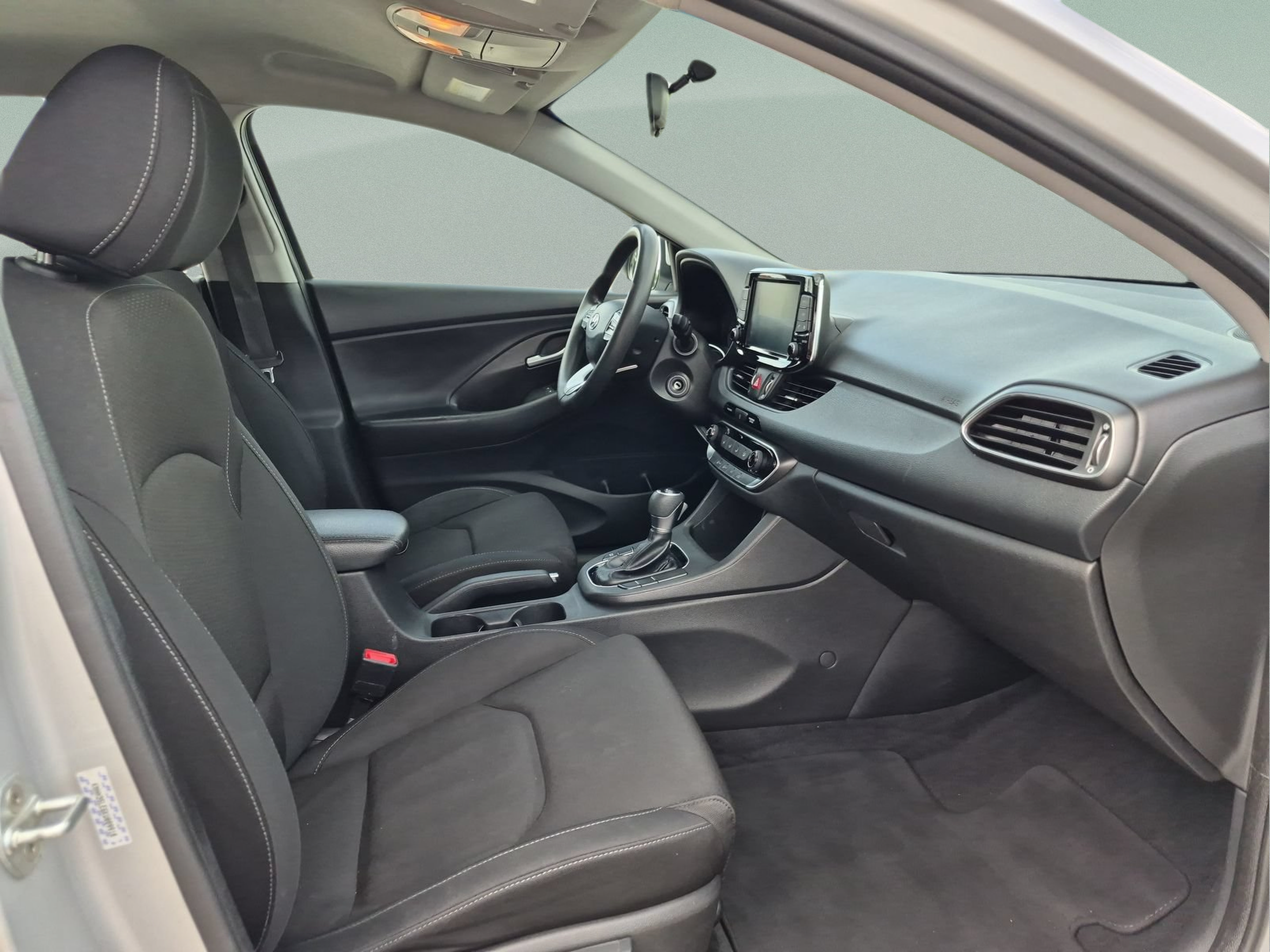 Used 2019 Hyundai Elantra GT FWD image 20