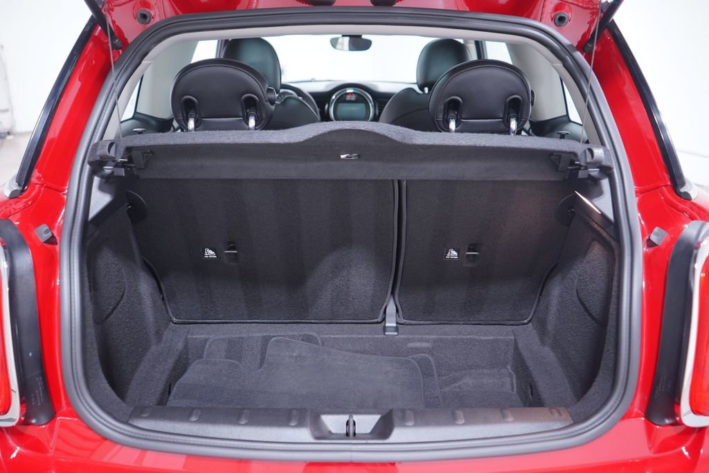 Used 2019 MINI Cooper S w/ Signature Upholstery Package FWD image 19