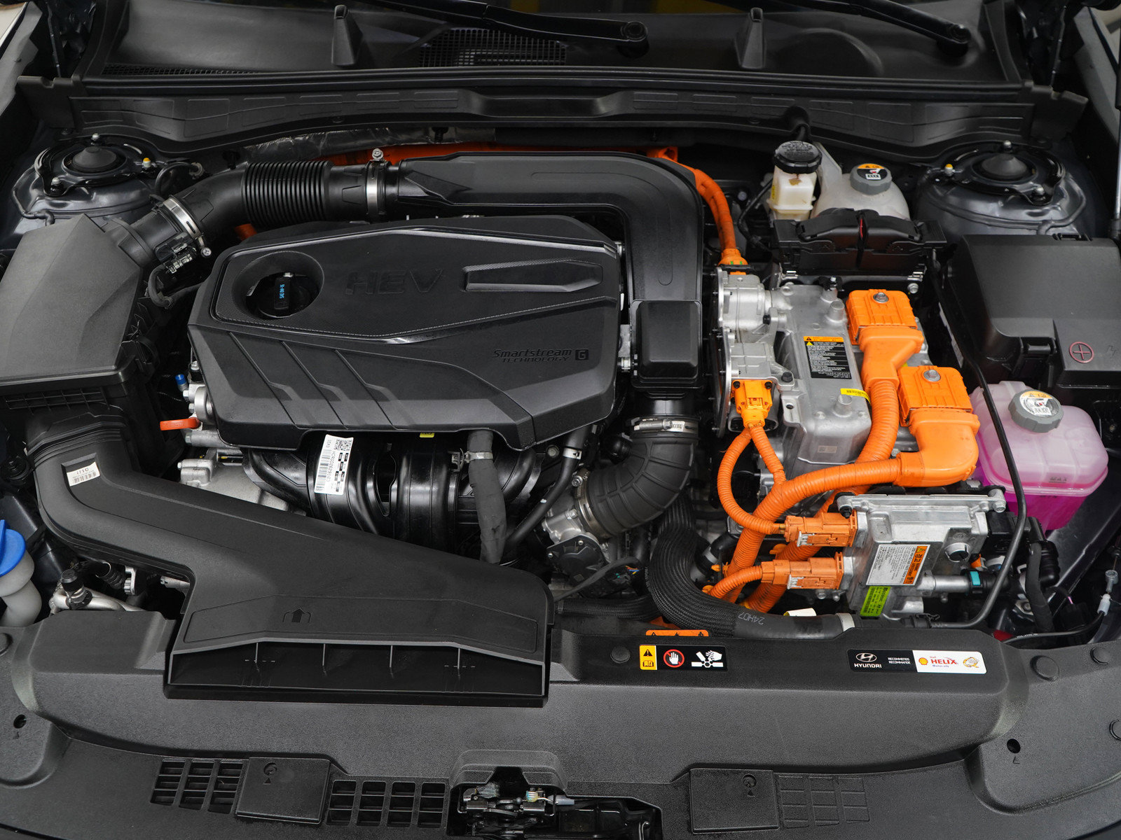 Used 2025 Hyundai Sonata SEL FWD image 32