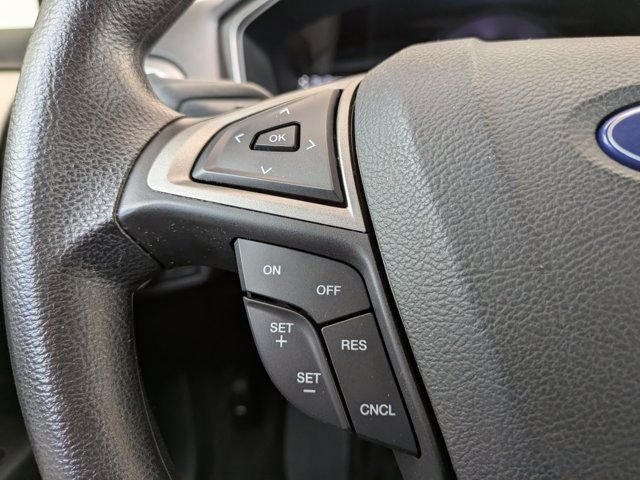 Used 2018 Ford Fusion SE w/ Fusion SE Technology Package image 21