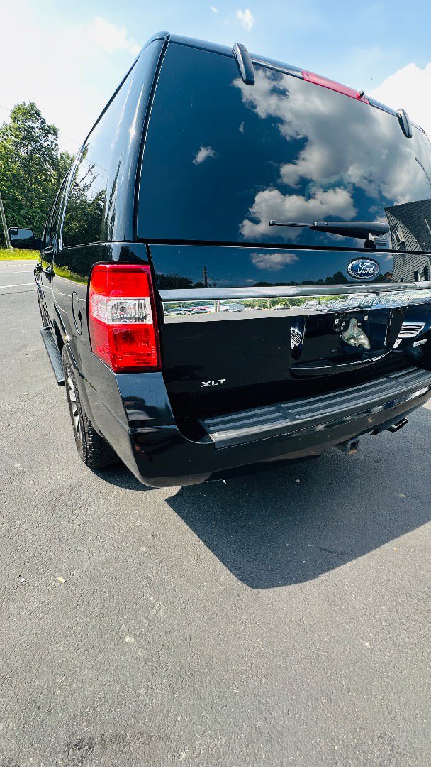 Used 2016 Ford Expedition XLT w/ Equipment Group 201A image 39