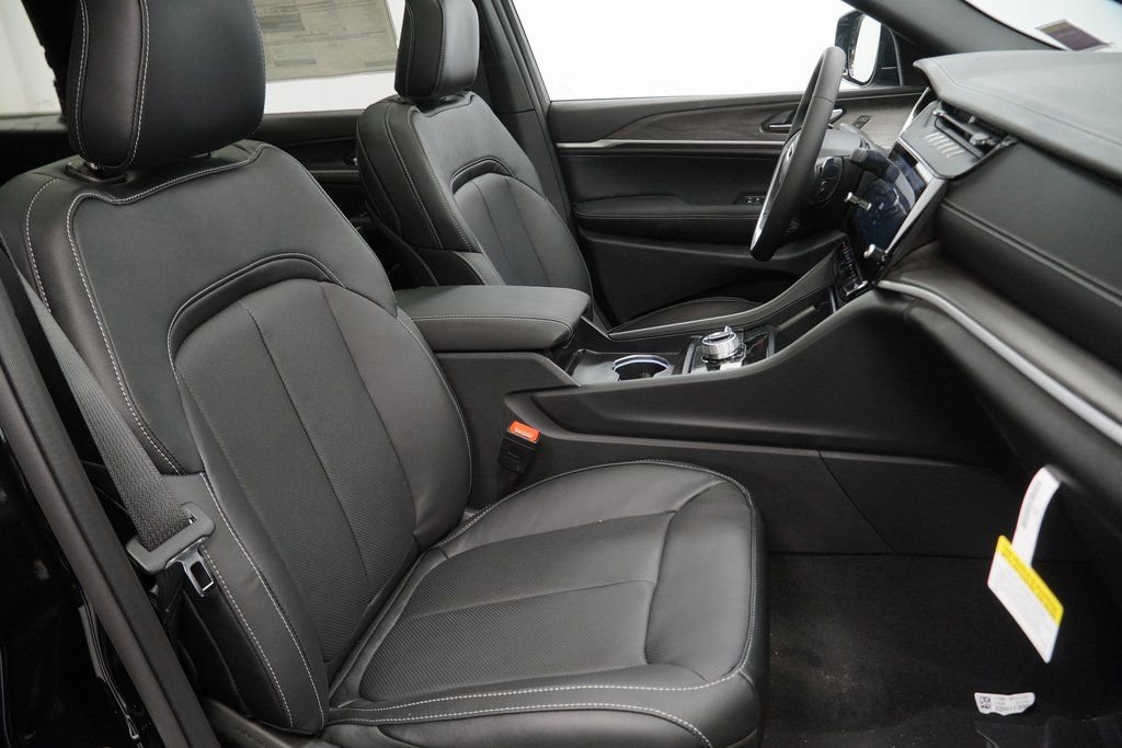 New 2026 Jeep Grand Cherokee L Limited image 33