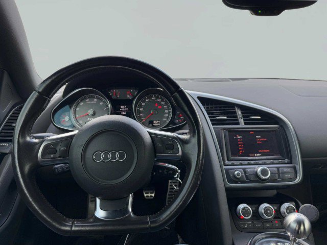 Used 2011 Audi R8 V8 image 29