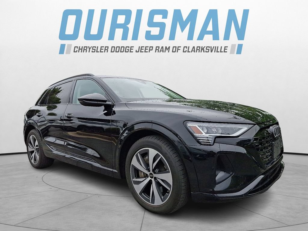 Used 2024 Audi Q8 e-tron Premium AWD/4WD video 1