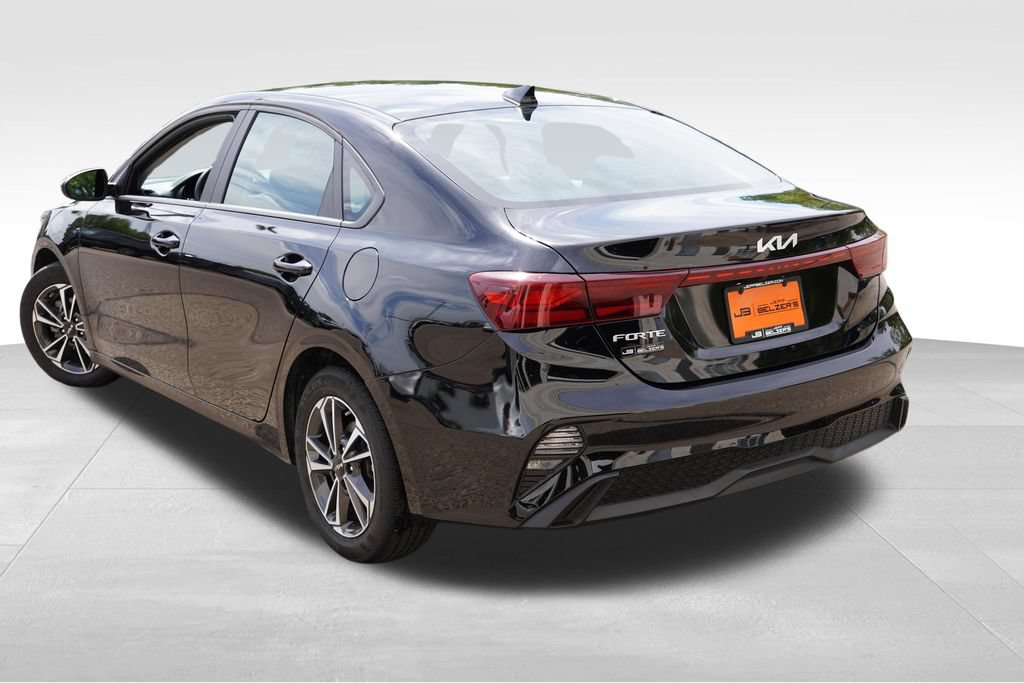 Certified 2024 Kia Forte LXS FWD image 7
