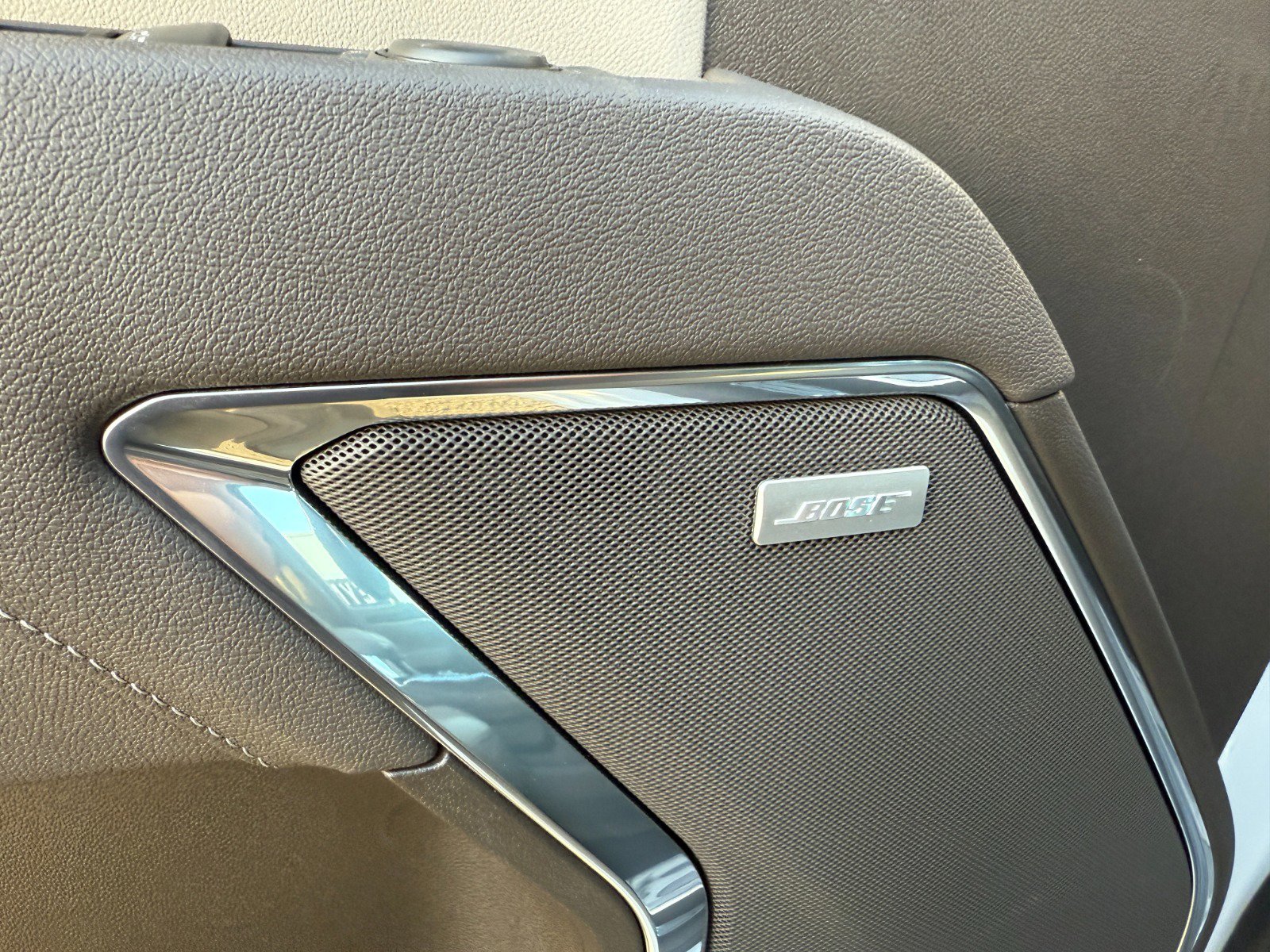 New 2026 GMC Sierra 2500 SLT w/ Max Trailering Package image 26