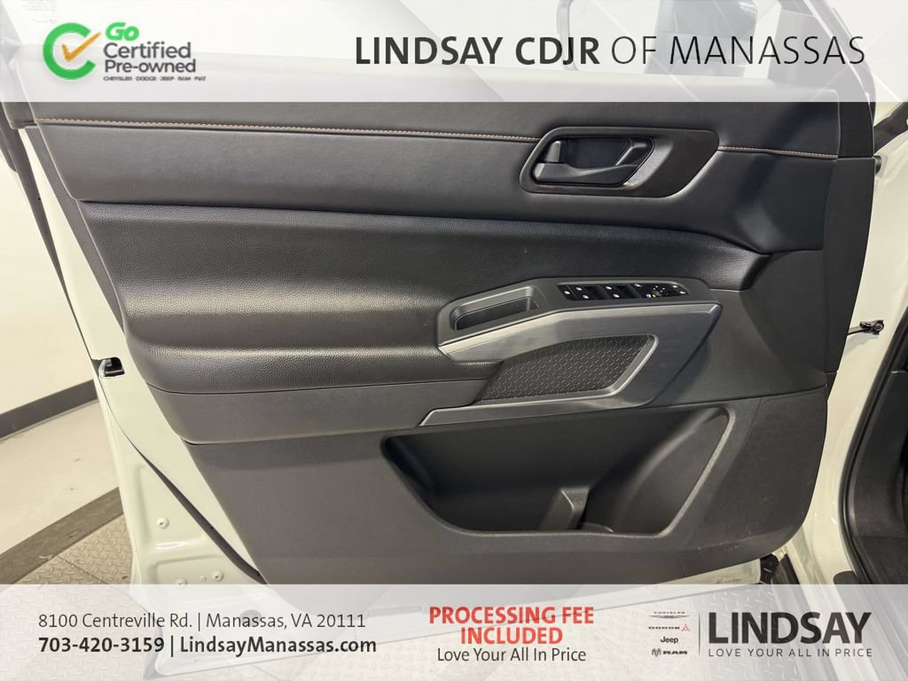 Used 2023 Nissan Pathfinder Rock Creek AWD/4WD image 17