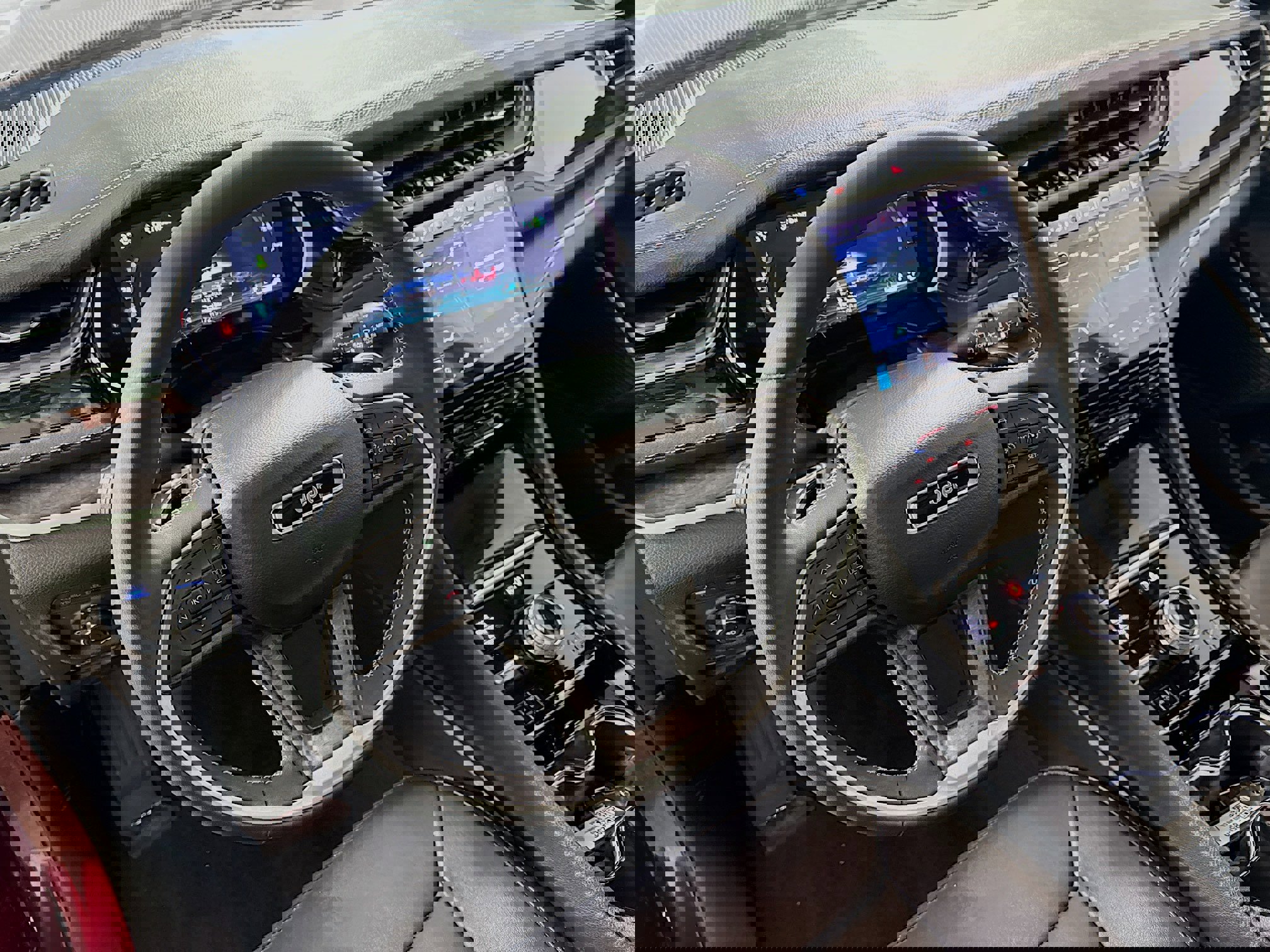 Used 2023 Jeep Grand Cherokee 4WD 4xe image 24