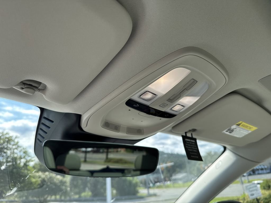 New 2025 Volvo XC60 T8 Plus w/ Protection Package Premier image 31