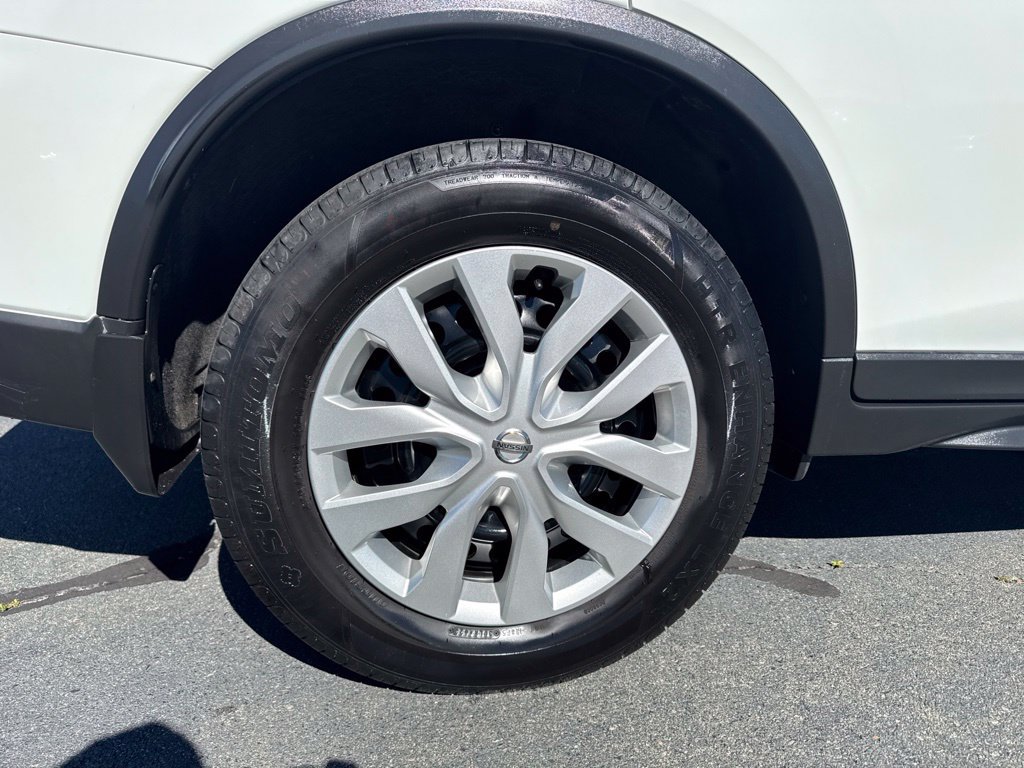 Used 2017 Nissan Rogue S w/ S Appearance Package AWD/4WD image 20