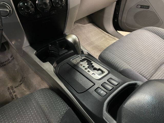 Used 2005 Toyota 4Runner SR5 image 29