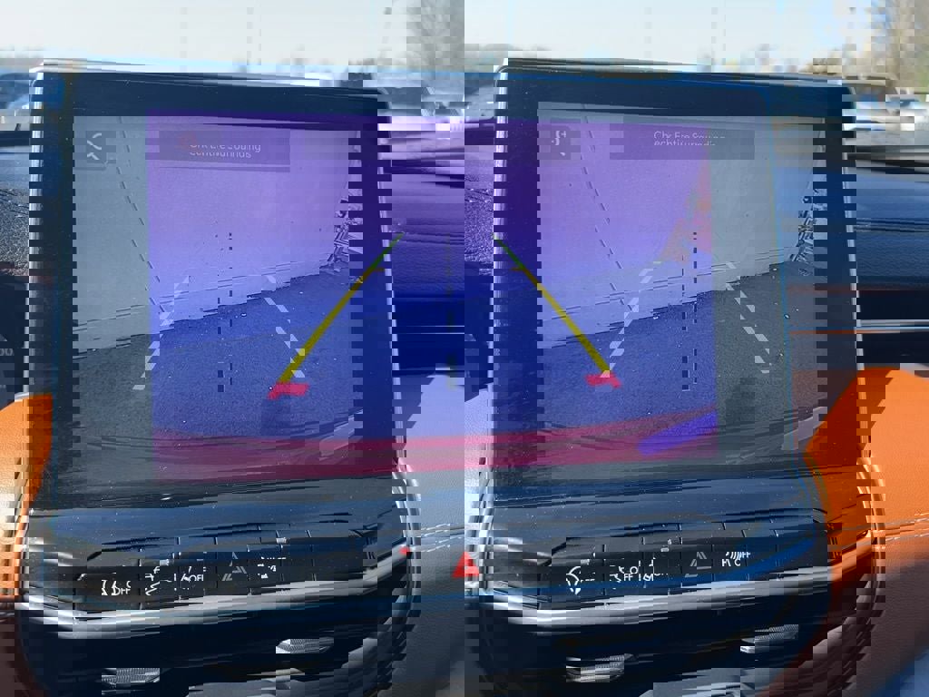 Used 2024 Jeep Compass Limited image 15