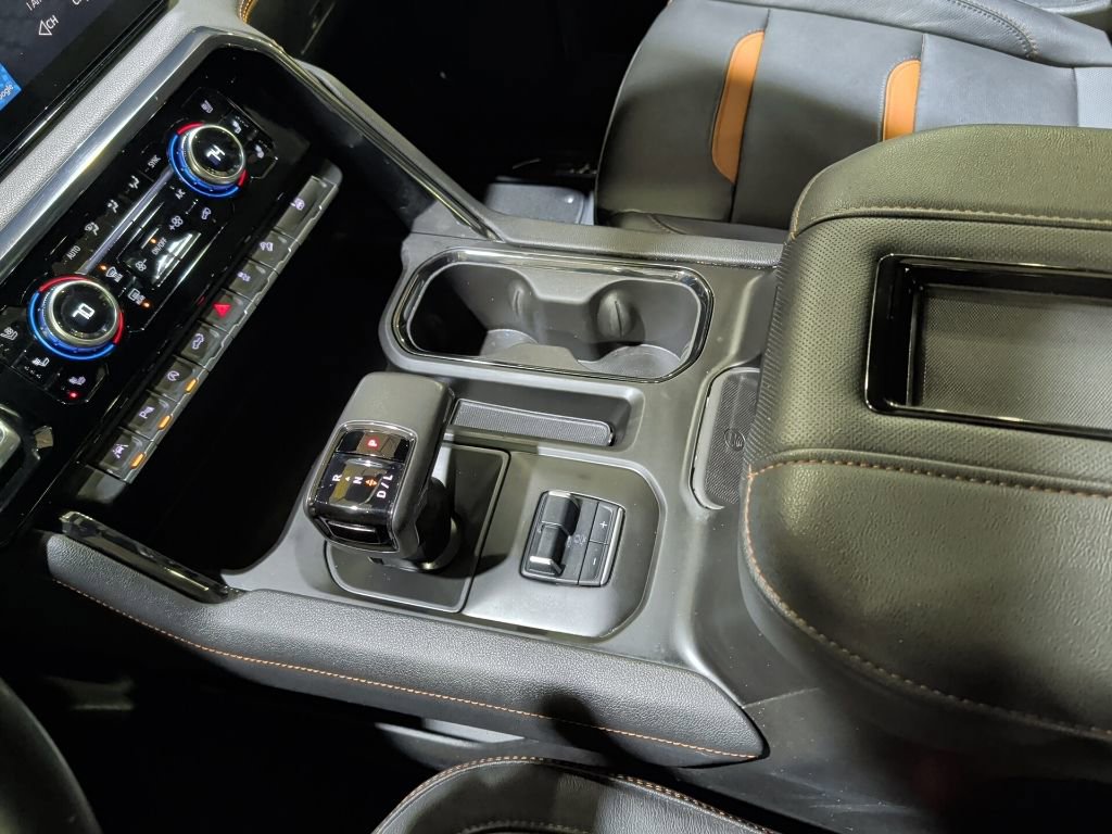 Used 2022 GMC Sierra 1500 AT4 w/ AT4 Premium Package image 25