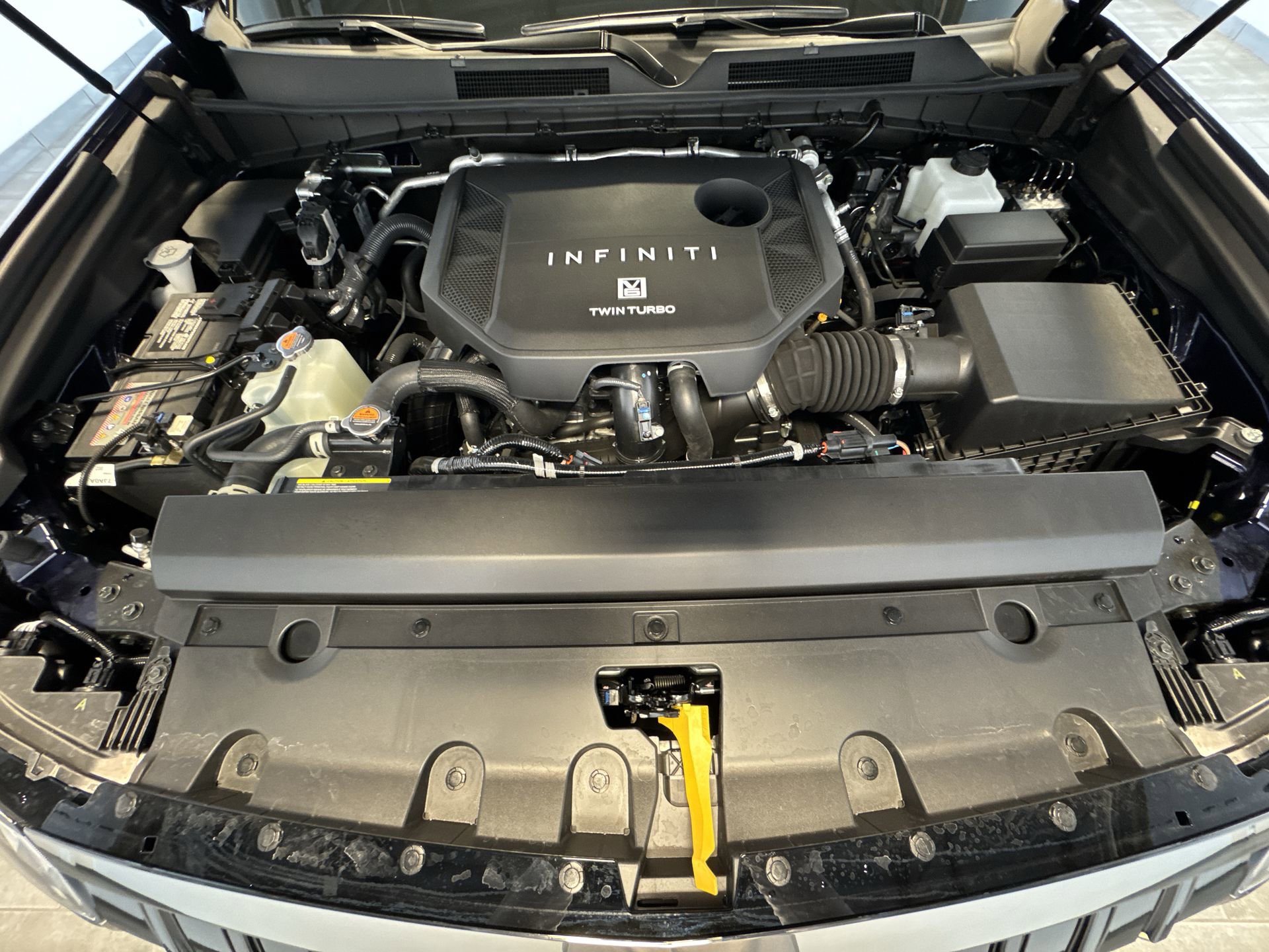 New 2026 INFINITI QX80 4WD image 27