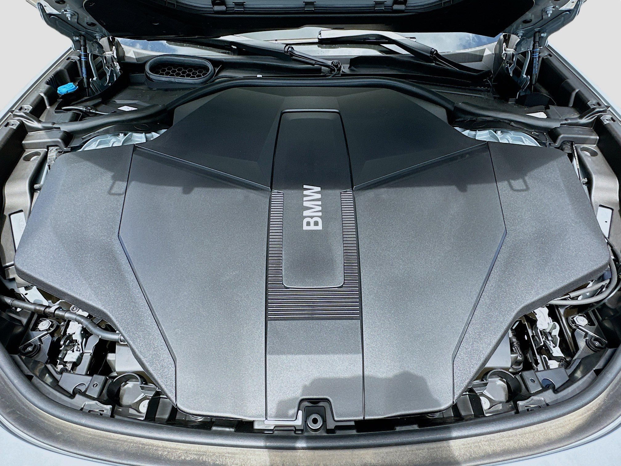 New 2025 BMW i7 xDrive60 image 27