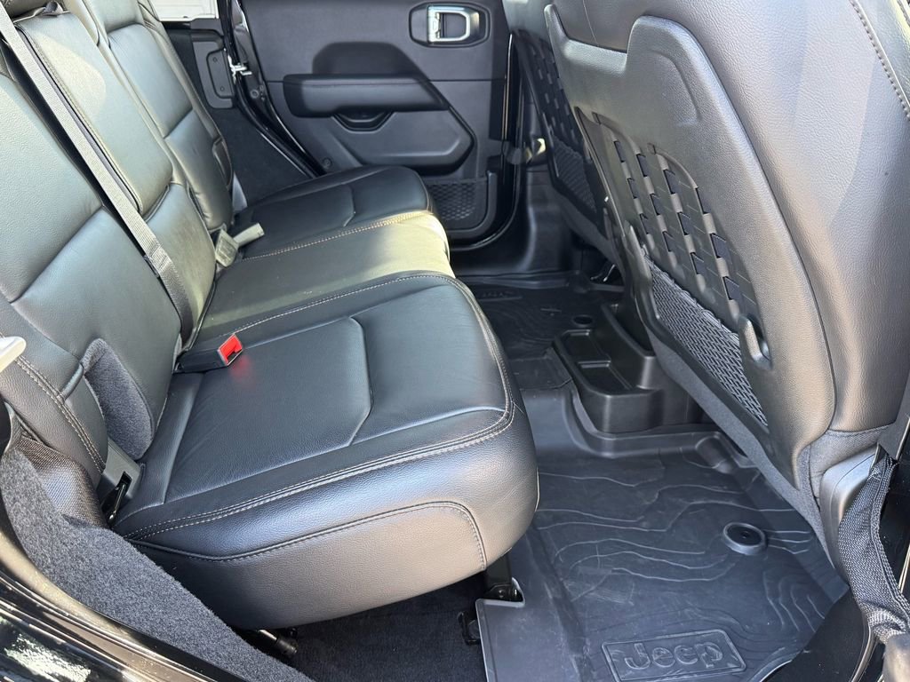 Used 2023 Jeep Wrangler Unlimited Rubicon 392 image 19