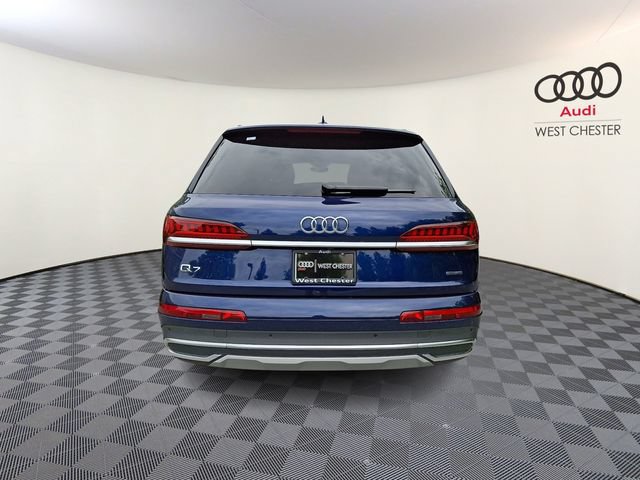 Used 2023 Audi Q7 2.0T Premium w/ Convenience Package AWD/4WD image 5